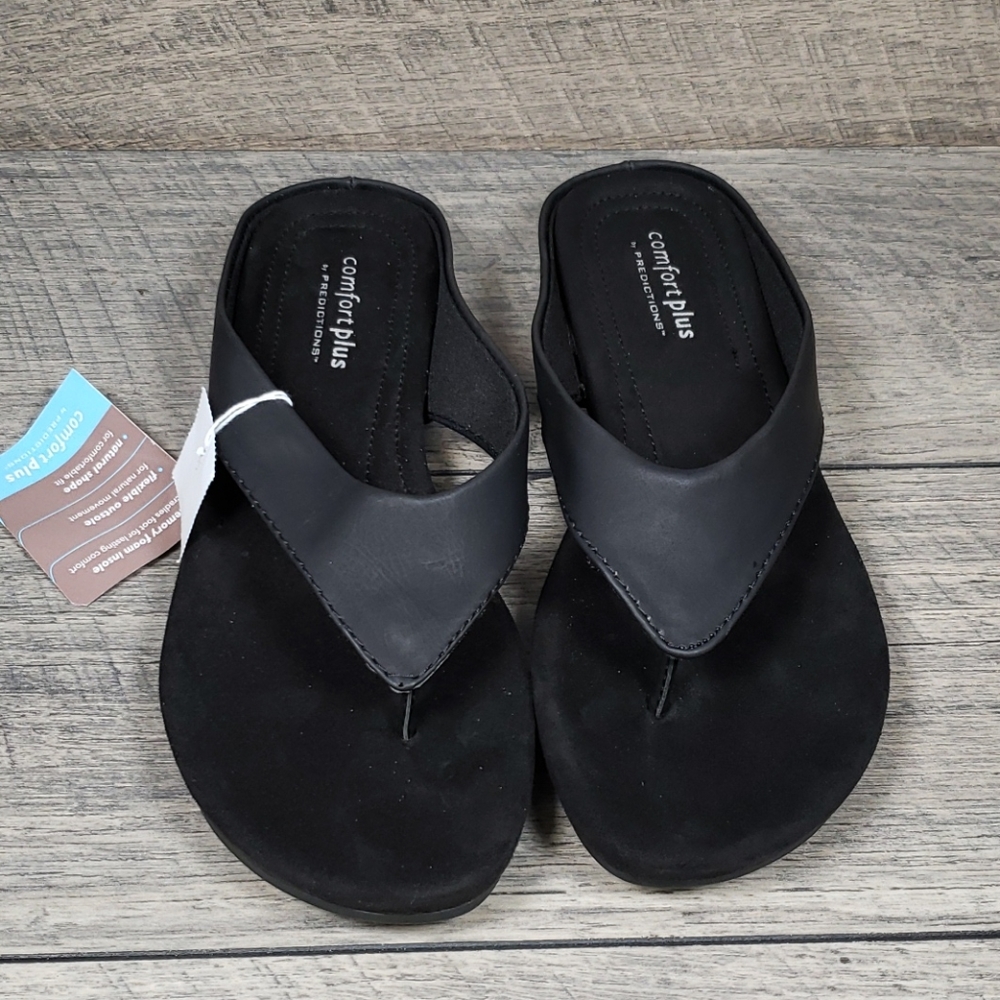 Predictions Women's Size 7 New with Box